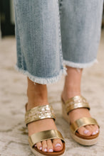 Load image into Gallery viewer, Mckaylee Mid Rise Kick Flare Jeans with Frayed Hem
