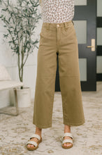 Load image into Gallery viewer, Nancy High Waist Wide Leg Ankle Jean with Vintage Front Yoke
