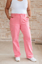 Load image into Gallery viewer, Peggy High Rise Cargo Straight Jeans in Pink
