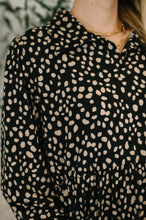 Load image into Gallery viewer, Promotional Proposal Collared Dress in Black and Khaki
