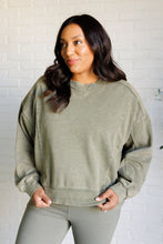 Load image into Gallery viewer, Quick Fix Mineral Wash Crew Neck Pullover in Army Green
