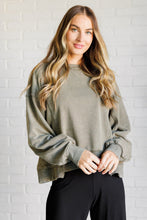 Load image into Gallery viewer, Quick Fix Mineral Wash Crew Neck Pullover in Army Green
