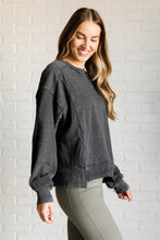 Load image into Gallery viewer, Quick Fix Mineral Wash Crew Neck Pullover in Black
