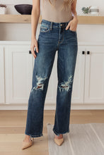 Load image into Gallery viewer, Rose High Rise 90&#39;s Straight Jeans in Dark Wash
