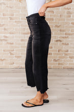 Load image into Gallery viewer, Ryan High Rise Button Fly Wide Leg Crop Jeans
