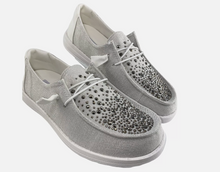 Load image into Gallery viewer, Maco Water Drop Sneaker in Grey
