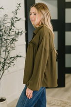 Load image into Gallery viewer, She&#39;s Got A Way Button Down Blouse
