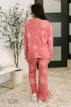 Load image into Gallery viewer, Snowflake Sniffles Pajama Set in Red
