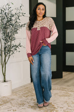 Load image into Gallery viewer, Spotted &amp; Blocked Color Block Henley Top

