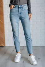 Load image into Gallery viewer, Susan High Rise Side Panel Detail Slim Jeans
