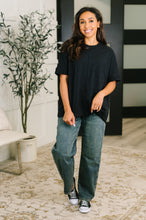 Load image into Gallery viewer, The Layback Relaxed Basic Tee in Black
