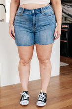 Load image into Gallery viewer, Willa High Rise Cutoff Shorts
