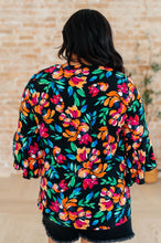 Load image into Gallery viewer, Willow Bell Sleeve Top in Black and Emerald Floral
