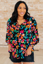 Load image into Gallery viewer, Willow Bell Sleeve Top in Black and Emerald Floral
