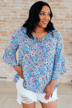 Load image into Gallery viewer, Willow Bell Sleeve Top in Retro Ditsy Floral
