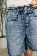 Load image into Gallery viewer, Zenim Printed High Waisted Shorts in Classic Denim
