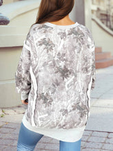 Load image into Gallery viewer, 2025 Fall Leafy Contrast Trim Patchwork Slit Sweatshirt
