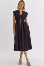 Load image into Gallery viewer, Solid V-Neck Sleeveless Dual Zipper Midi Dress in Black
