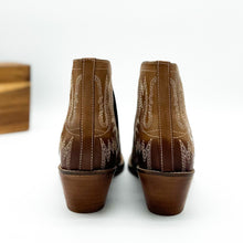 Load image into Gallery viewer, Kickin&#39; Booties in Tan
