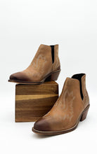 Load image into Gallery viewer, Kickin&#39; Booties in Tan
