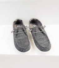 Load image into Gallery viewer, Maco Sneaker in Charcoal
