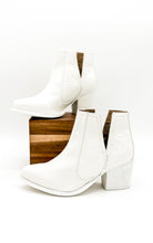 Load image into Gallery viewer, Tarim Bootie in White Croc
