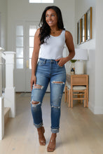 Load image into Gallery viewer, Belinda High Rise Distressed Straight Jeans
