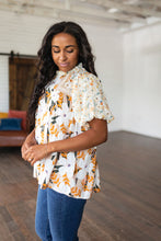 Load image into Gallery viewer, Daydreamer Mixed Floral Top
