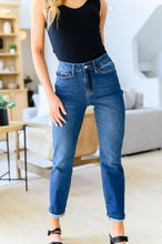 Load image into Gallery viewer, Downtown High Rise Boyfriend Jeans
