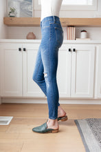 Load image into Gallery viewer, Get Together Mid-Rise Skinny Jegging
