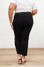 Load image into Gallery viewer, High Waist Mom Fit Jeans In Black
