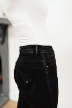 Load image into Gallery viewer, High Waist Mom Fit Jeans In Black
