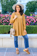 Load image into Gallery viewer, Melrose Ribbed Knit Raglan Tunic In Mustard
